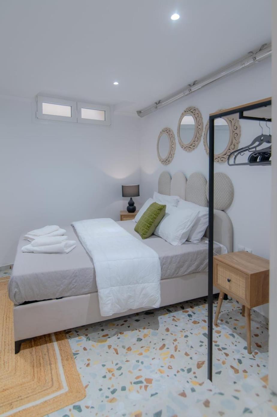 Delenco Trio Apartment Athens Exterior photo